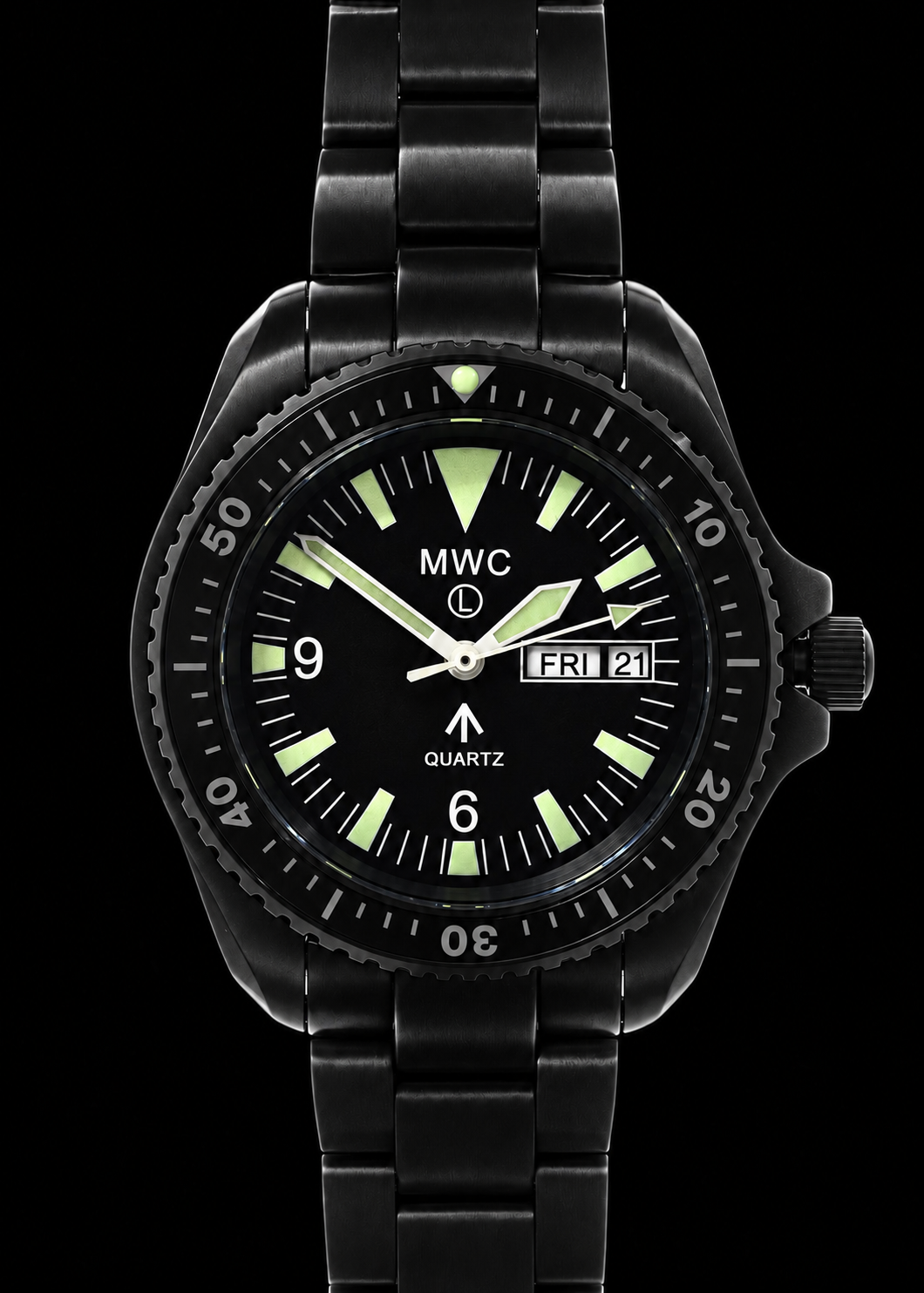 MWC 1999-2001 Pattern Quartz Day/Date Military Divers Watch with PVD Stainless Steel Case and Sapphire Crystal on a Matching Bracelet
