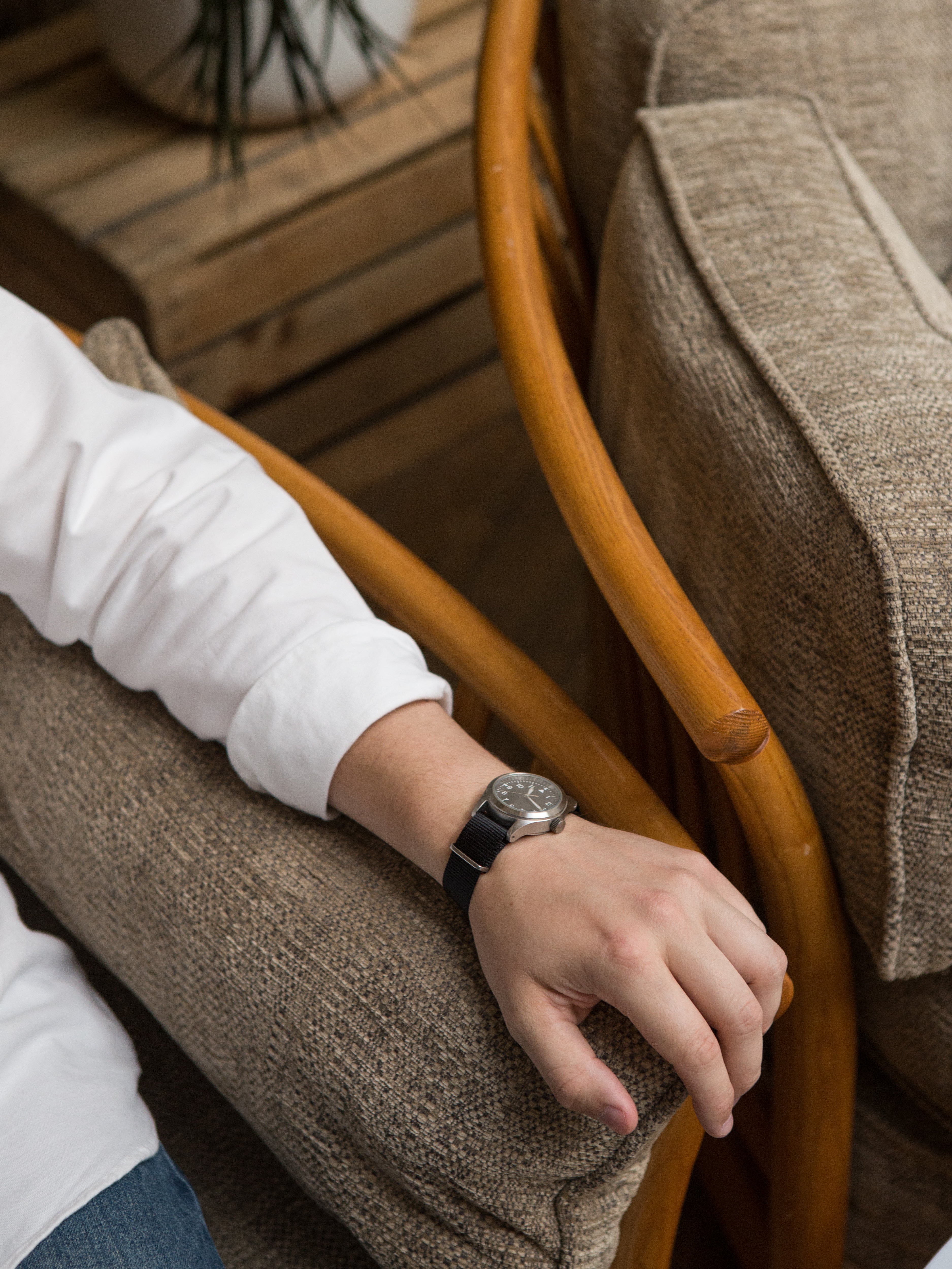 MWC Ltd Edition Classic 100m Water Resistant General Service Watch with 24 Jewel Automatic Movement