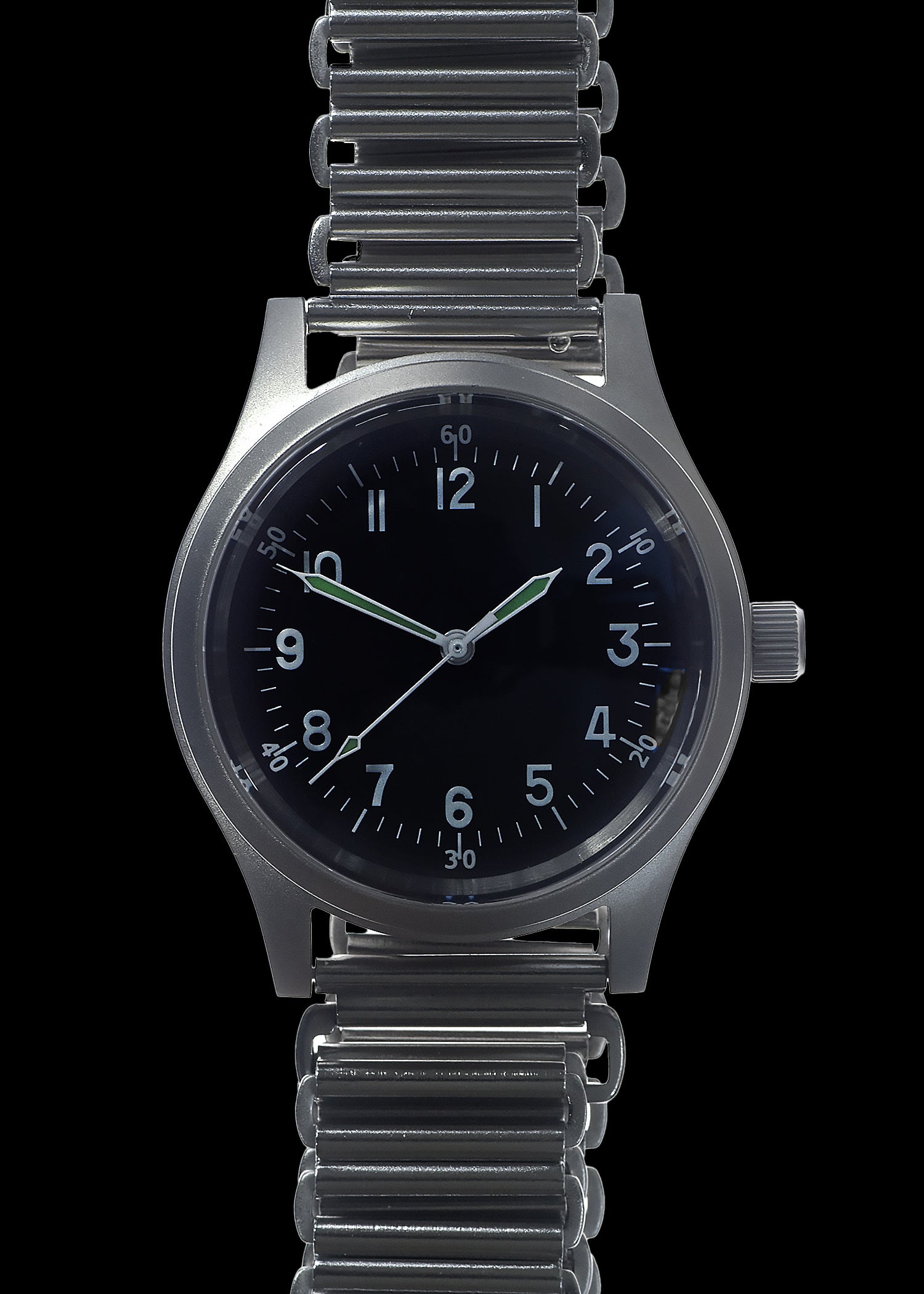 A-11 1940s WWII Pattern Automatic Military Watch 100m Water Resistant With Shatter and Scratch Resistant Box Sapphire Crystal on Matching Retro "Bonklip" Pattern Bracelet with an Additional Canvas Strap