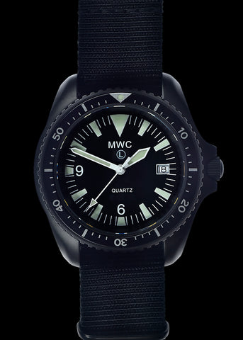 MWC Heavy Duty 300m Military Divers Watch in Stainless Steel Case (Quartz) with Sapphire Crystal and Ceramic Bezel (Solid Bar Version)